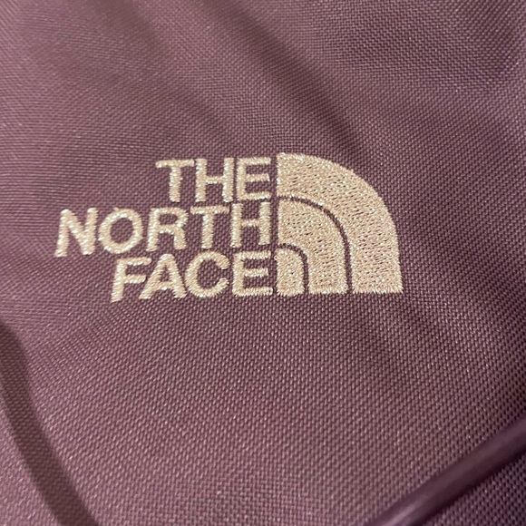 THE NORTHFACE JESTURE BACKPACK - Picture 5 of 7